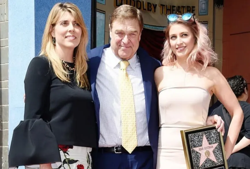 John Goodmans Wife Age Height Weight Net Worth Career And Full Bio 2