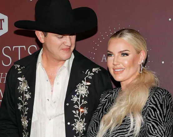 Jon Pardi Wife Age Height Weight Net Worth Career And More 3