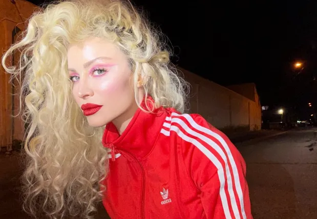 Xhoana Xheneti Age Height Weight Net Worth Career And More 4