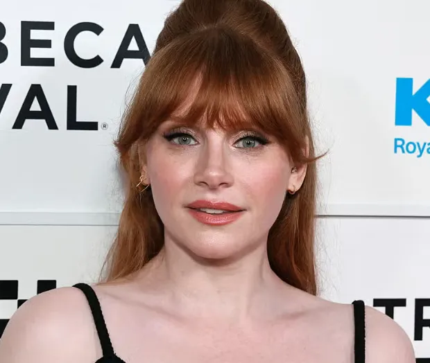 Bryce Dallas Howard Height Weight Age Net Worth Career And More 2