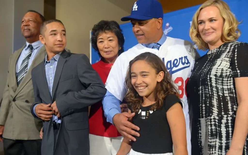 Dave Roberts Wife Age Height Weight Net Worth Career And Full Bio 3